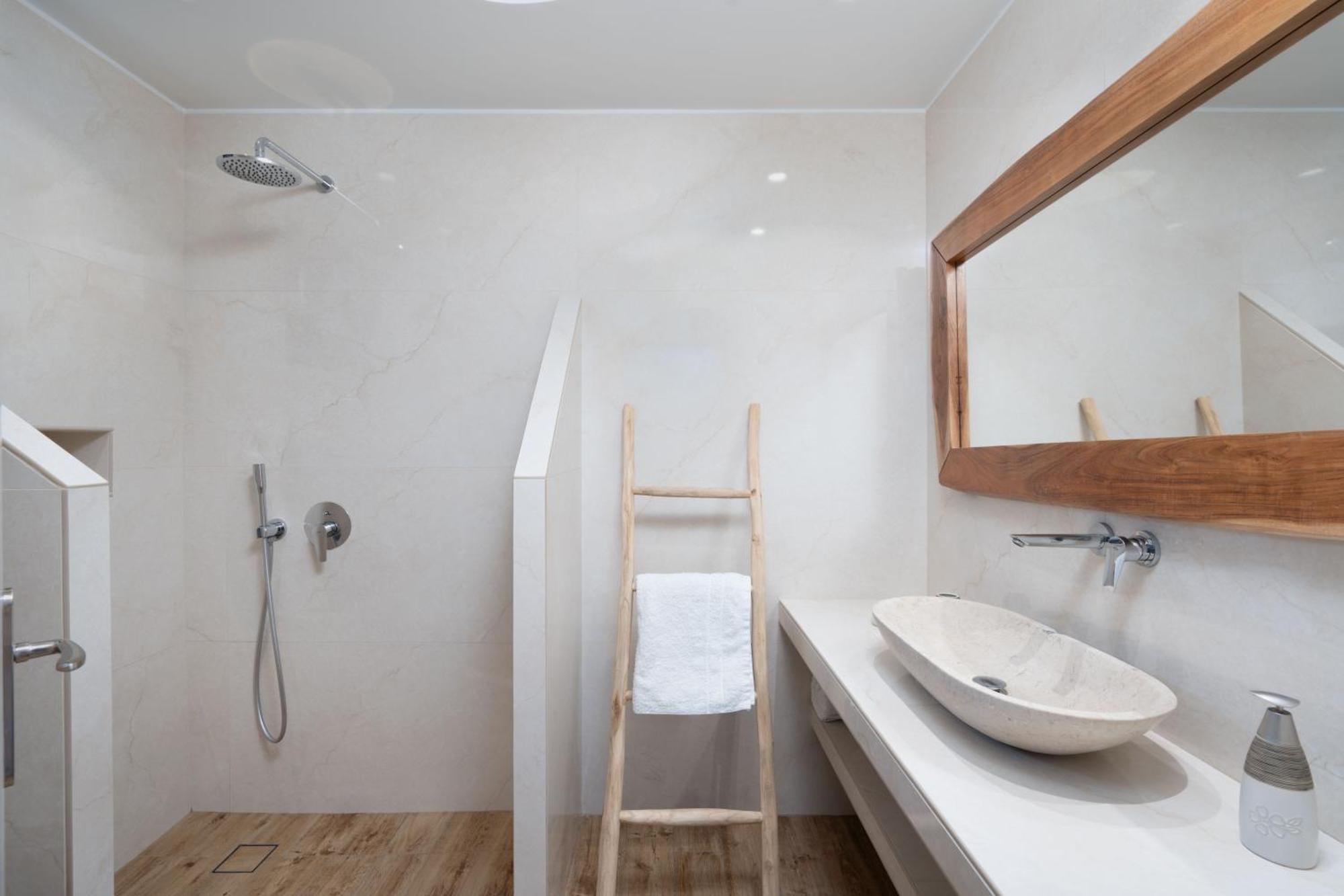 Vóthon Pithos Apartments מראה חיצוני תמונה