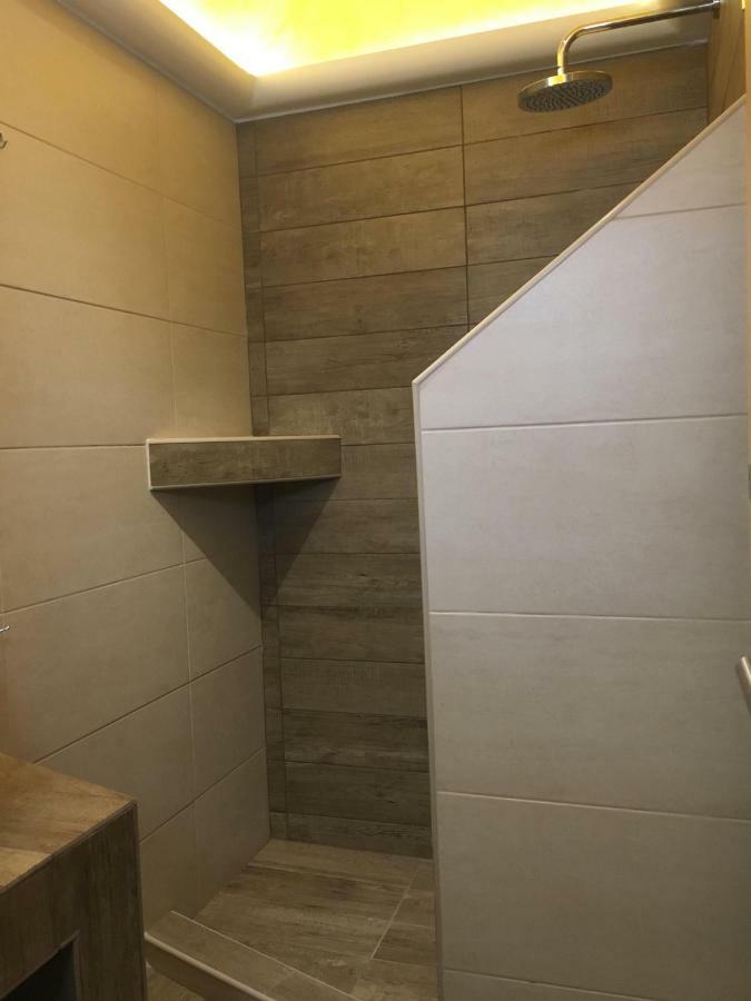 Vóthon Pithos Apartments מראה חיצוני תמונה